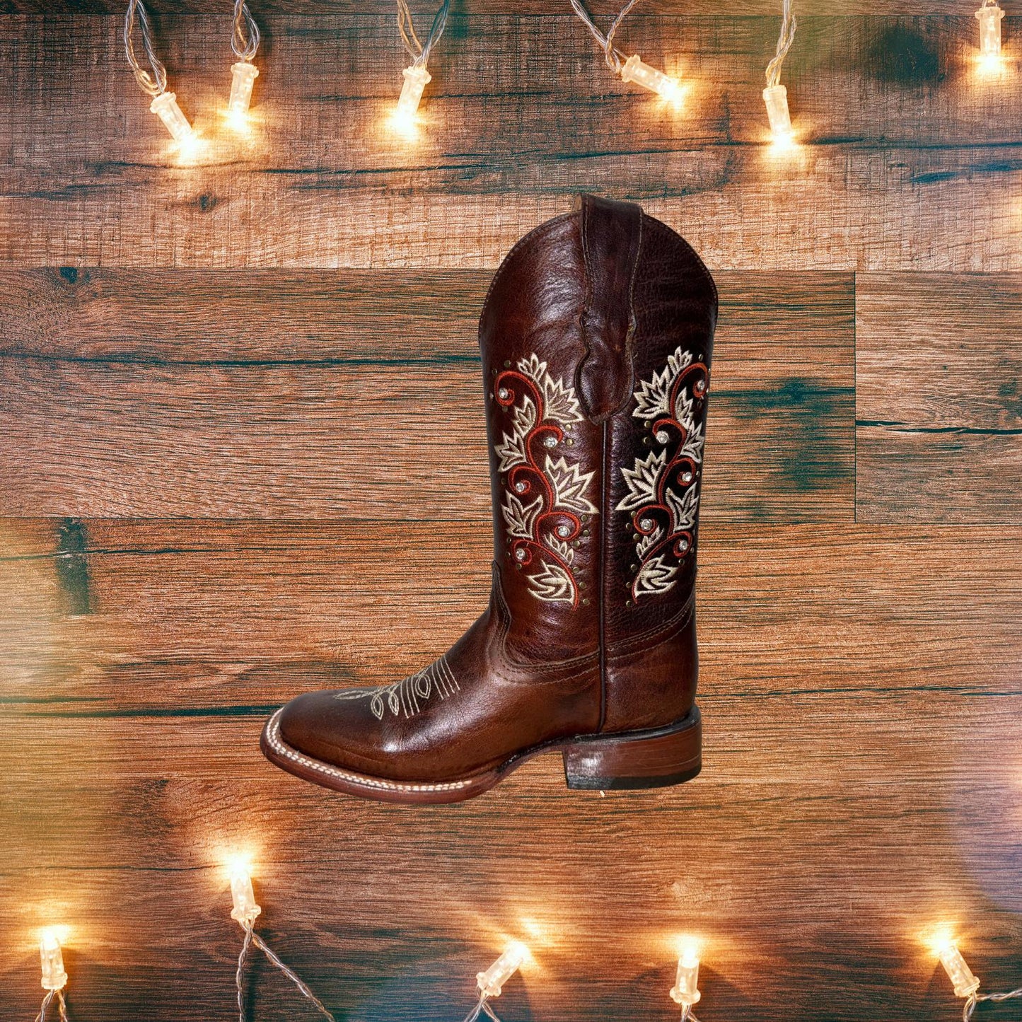Botas de mujer con punta cuadrada y flores con piedras preciosas